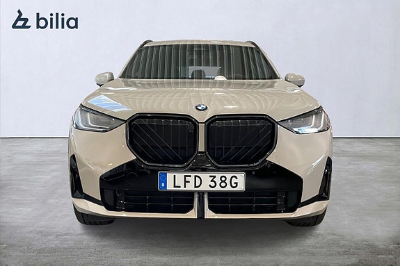 BMW X3 4 of 5