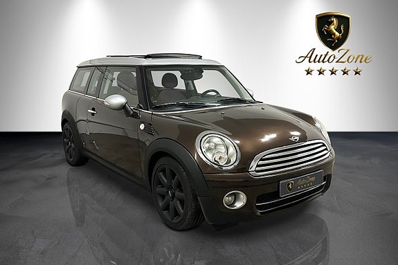 MINI Clubman Cooper D 2 of 5
