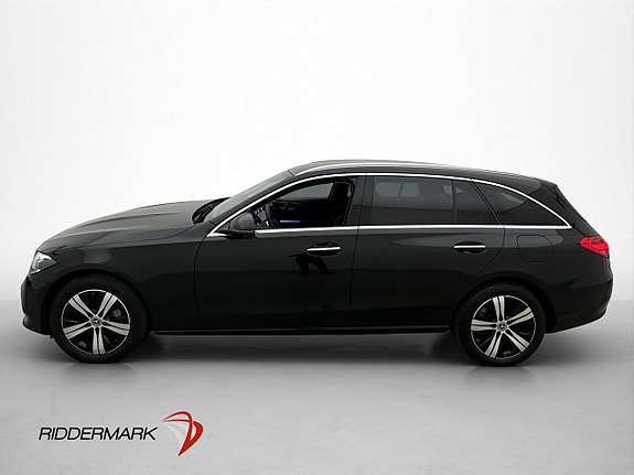 Mercedes-Benz C300 4 of 5