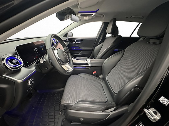 Mercedes-Benz C300 12 of 30