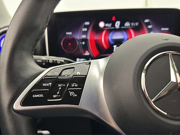 Mercedes-Benz C300 19 of 30