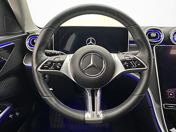 Mercedes-Benz C300 14 of 30