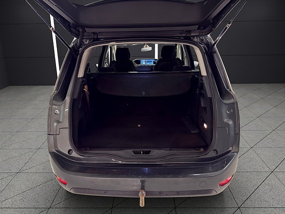 Citroen Grand C4 Picasso 17 of 30
