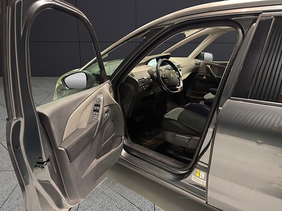Citroen Grand C4 Picasso 18 of 30