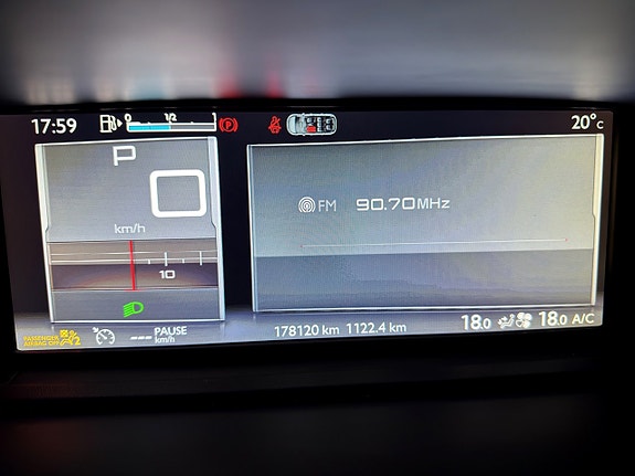 Citroen Grand C4 Picasso 26 of 30
