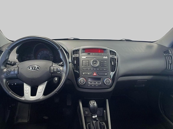 Kia Ceed 9 of 16