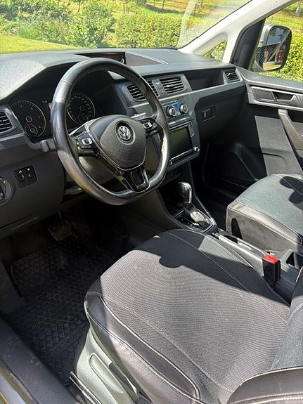 Volkswagen Caddy 4 of 5