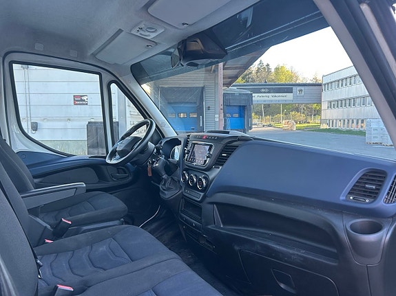 Iveco Daily 12 of 16