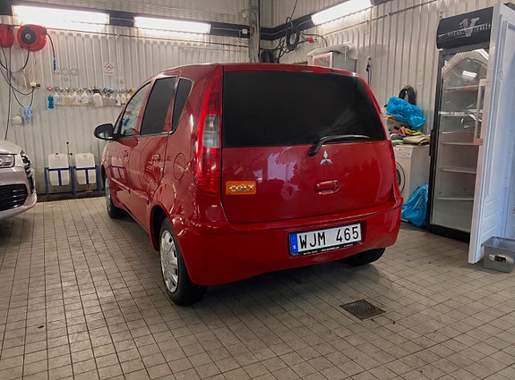 Mitsubishi Colt 3 of 5
