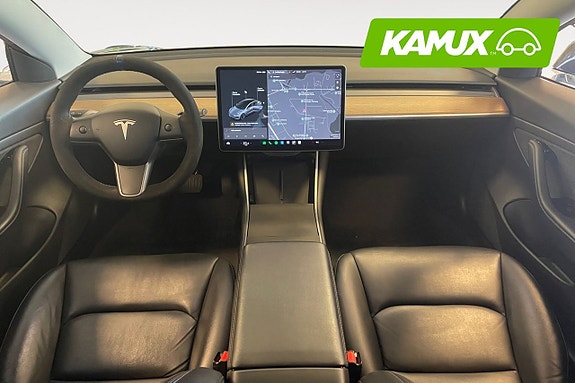 Tesla Model 3 11 of 25
