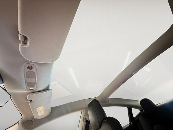 Tesla Model 3 21 of 21