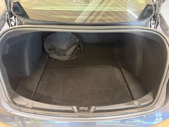 Tesla Model 3 13 of 21