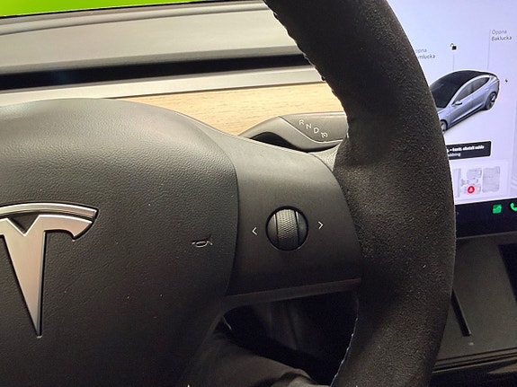 Tesla Model 3 19 of 21