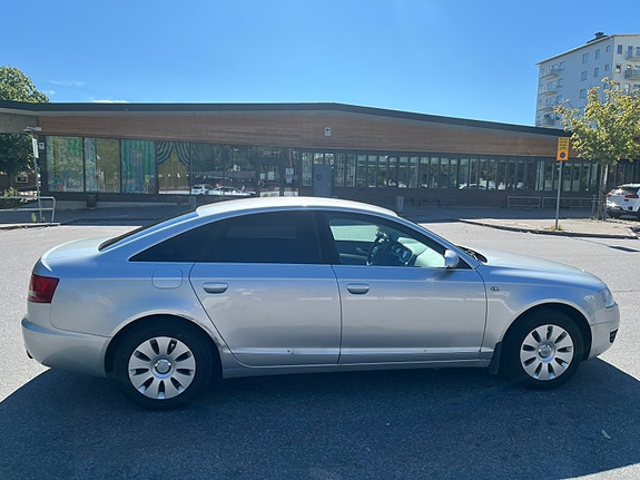 Audi A6 4 of 16