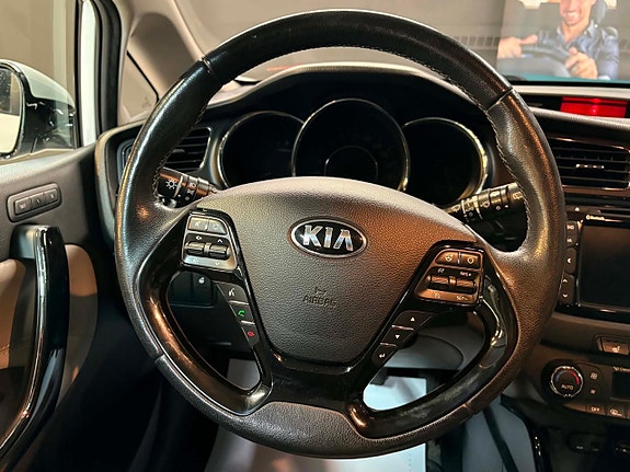 Kia Ceed 14 of 16