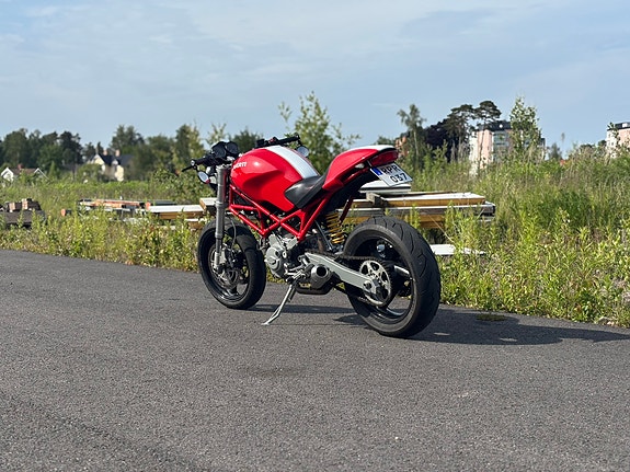 Ducati 2 of 5