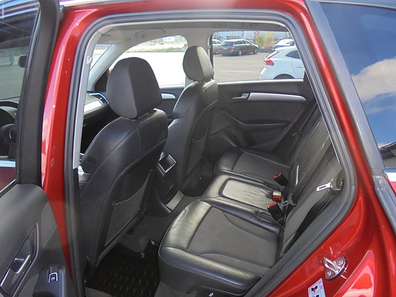Audi Q5 8 of 12
