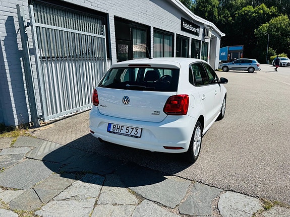 Volkswagen Polo 3 of 5