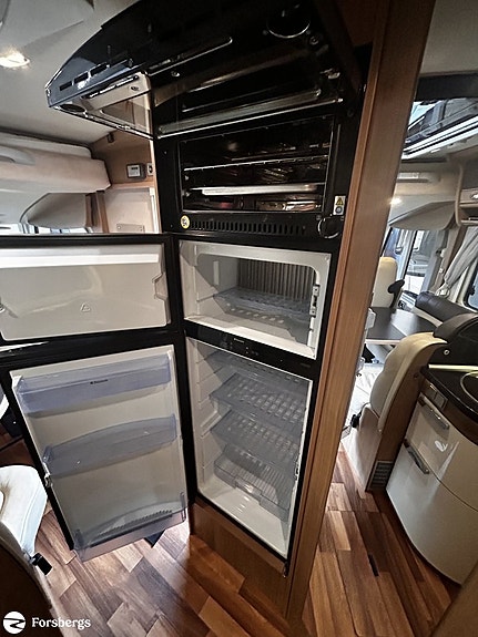 Hymer B 678 / Automat / Solcell / Kamkedja 11 of 16
