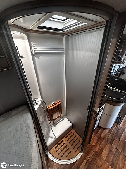 Hymer B 678 / Automat / Solcell / Kamkedja 12 of 16