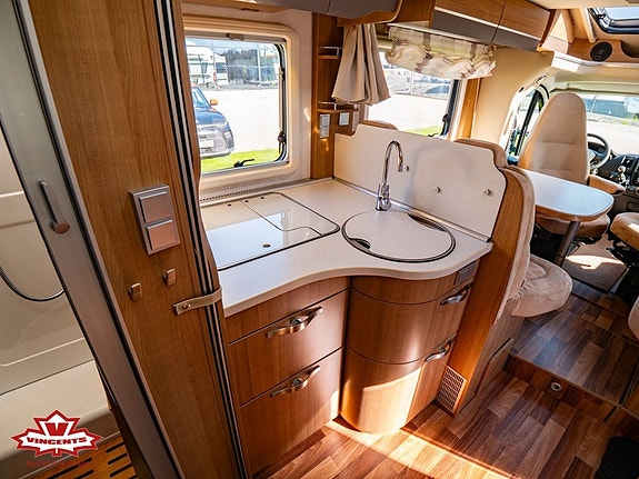 Hymer T 678 CL *ALDE *Långbäddar *Taksäng 4 of 5