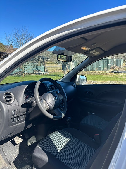 Nissan Micra 7 of 7