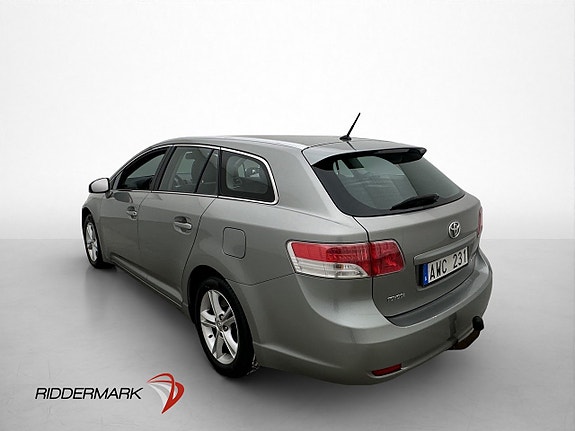 Toyota Avensis 5 of 5