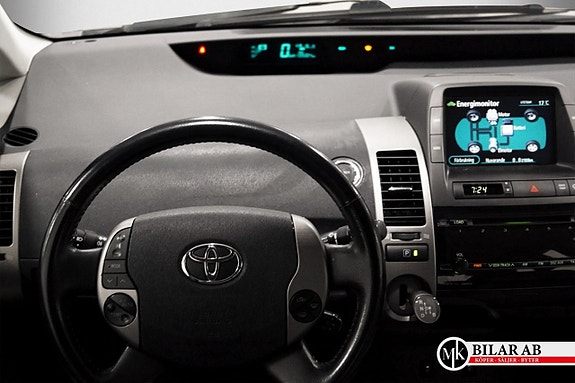 Toyota Prius 10 of 10