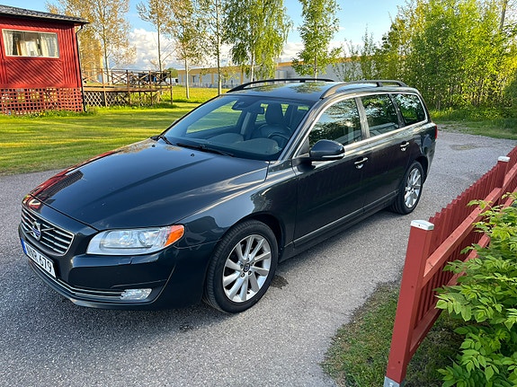 Volvo V70 5 of 5