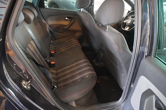Volkswagen Polo 9 of 9