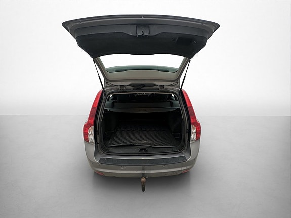 Volvo V50 28 of 30