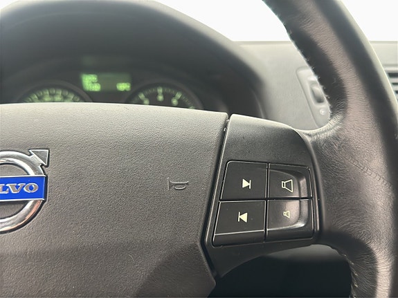 Volvo V50 18 of 30
