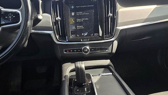 Volvo V90 9 of 12