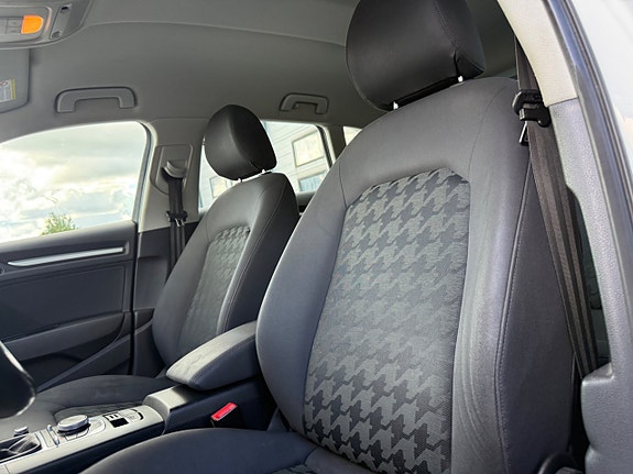 Audi A3 10 of 12