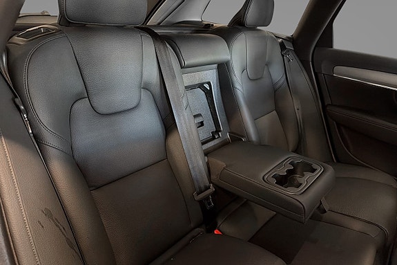 Volvo V90 10 of 20