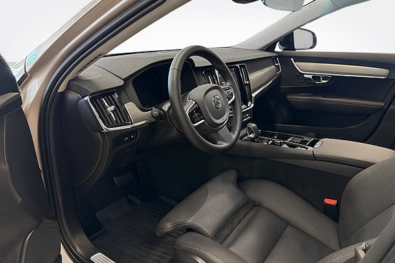 Volvo V90 6 of 20
