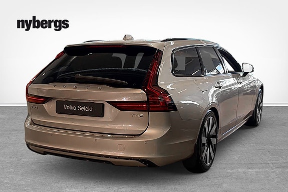 Volvo V90 4 of 5