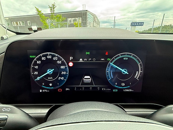 Kia Niro 15 of 25