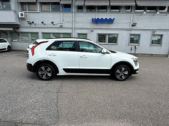 Kia Niro 4 of 25