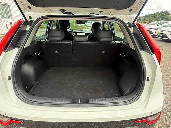 Kia Niro 25 of 25