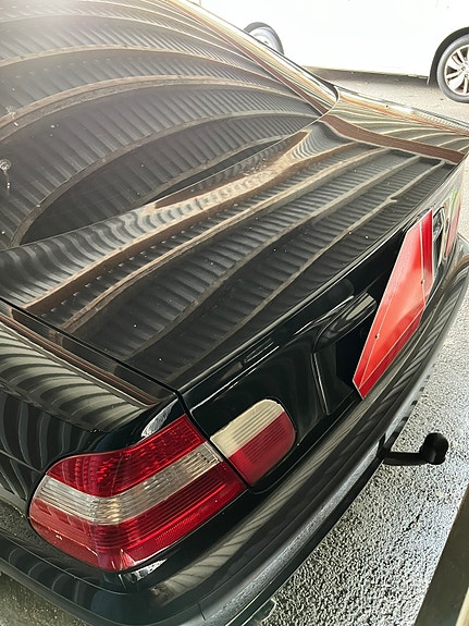 BMW 318i 10 of 11