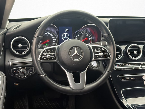 Mercedes-Benz C220 13 of 30