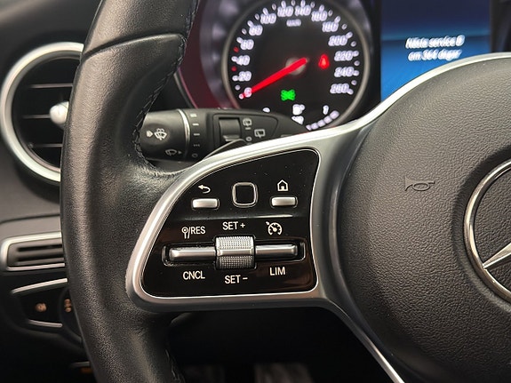 Mercedes-Benz C220 15 of 30