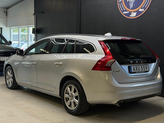 Volvo V60 20 of 23