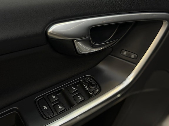 Volvo V60 15 of 23
