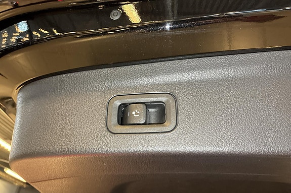Mercedes-Benz GLE450 d 25 of 26