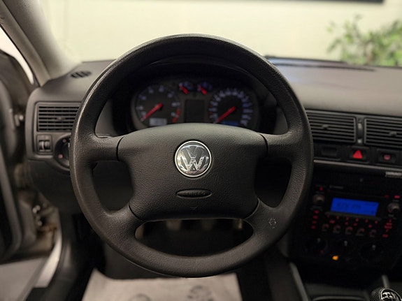 Volkswagen Golf IV 14 of 23