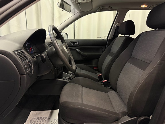 Volkswagen Golf IV 10 of 23