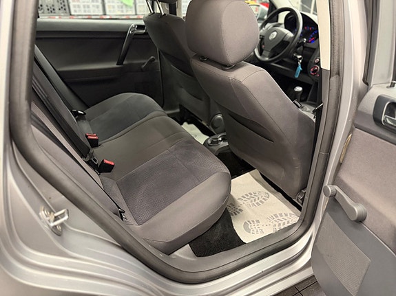 Volkswagen Polo 14 of 19