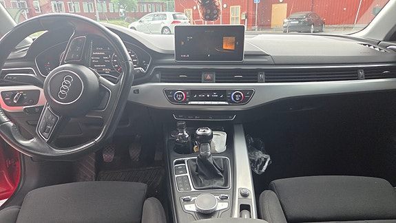 Audi A4 5 of 5